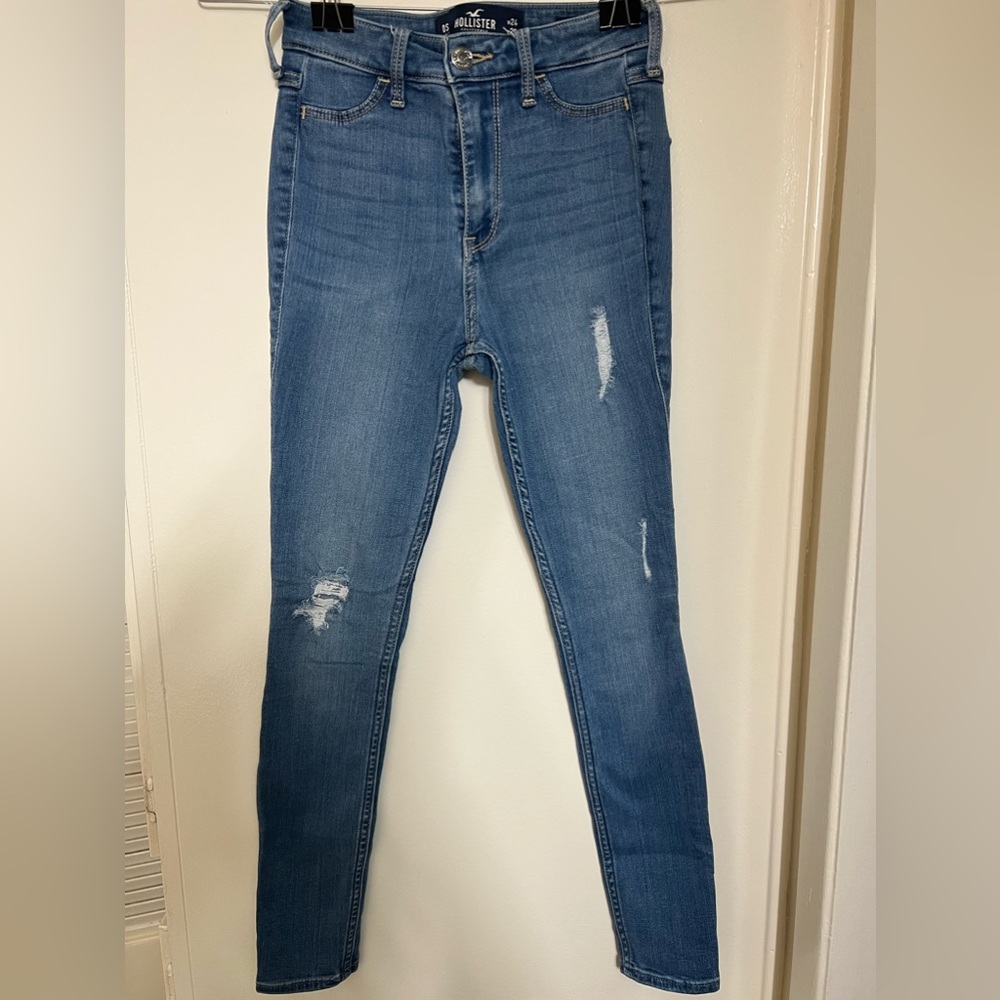 Hollister Jean